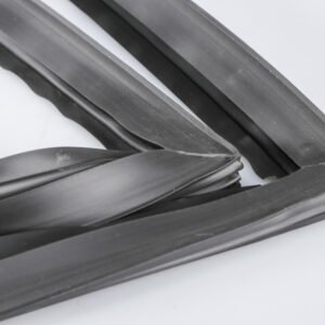 DAR446 DOOR GASKET-SCREW