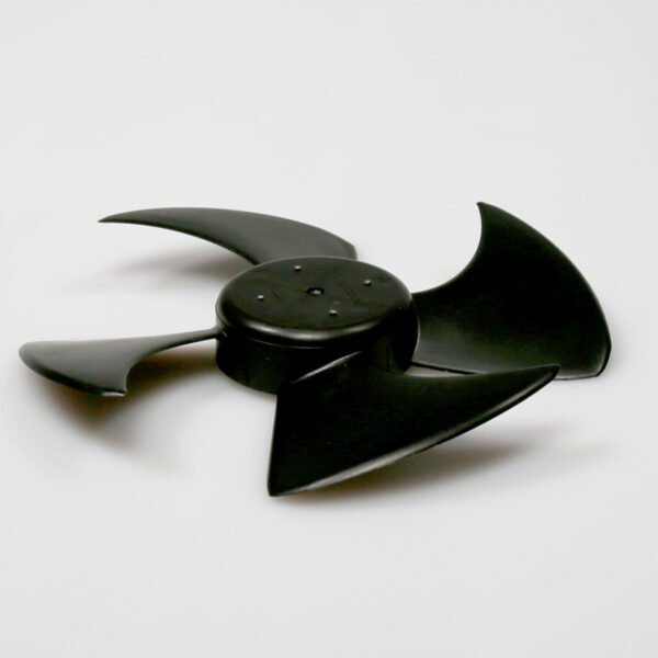 FAN BLADE
